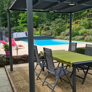 Les Ecureuils Au Sein D'une Propriete Arboree Appartement
